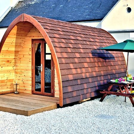 Teach Greannai Accommodation Pod Ross Port Bagian luar foto