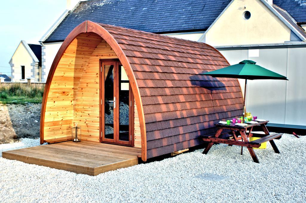 Teach Greannai Accommodation Pod Ross Port Bagian luar foto